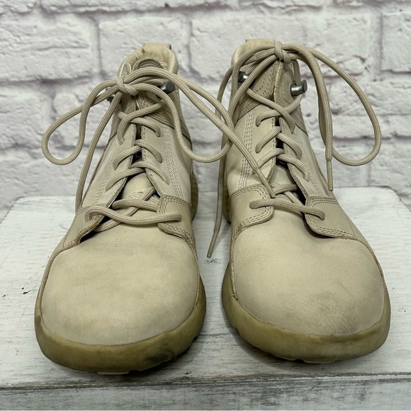 Timberland Women’s Flyroam Hiker Boots - Picture 10 of 16